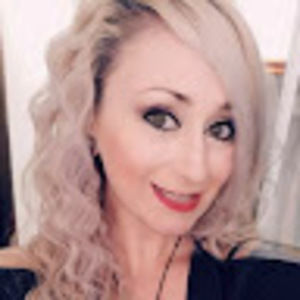 Meet your Posher, Kacey